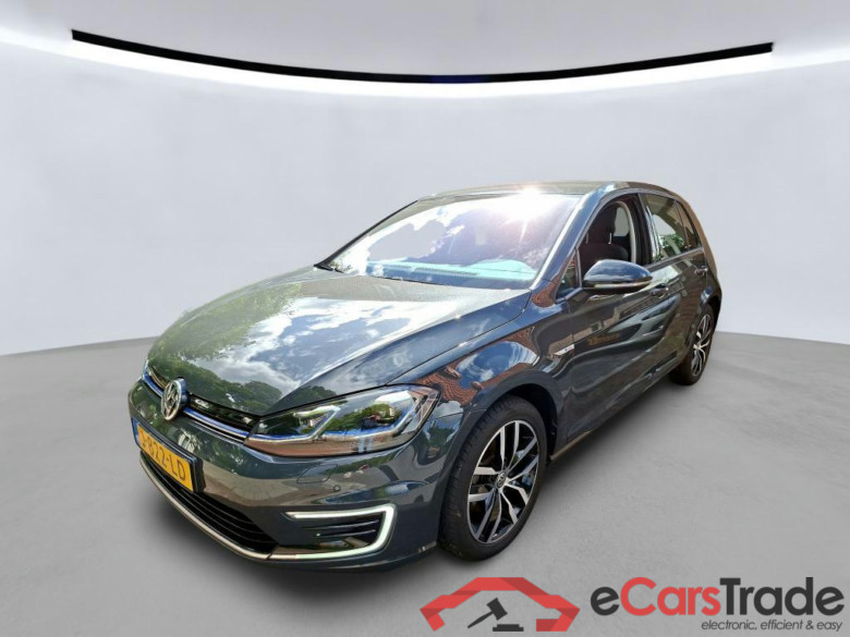 VOLKSWAGEN e-Golf 100 kW