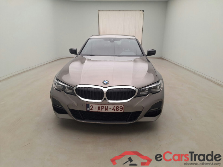 BMW, 3-serie '18, 330d 210kw Aut. ///M-Sportkit (total options: 11.842,95 Ex.Vat)