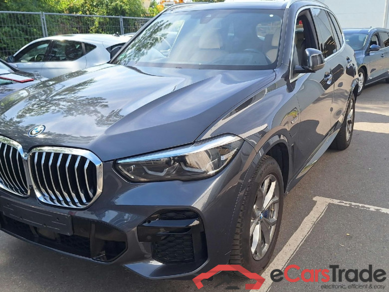 Baureihe X5 xDrive 45 e M Sport 3.0 290KW AT8 E6d