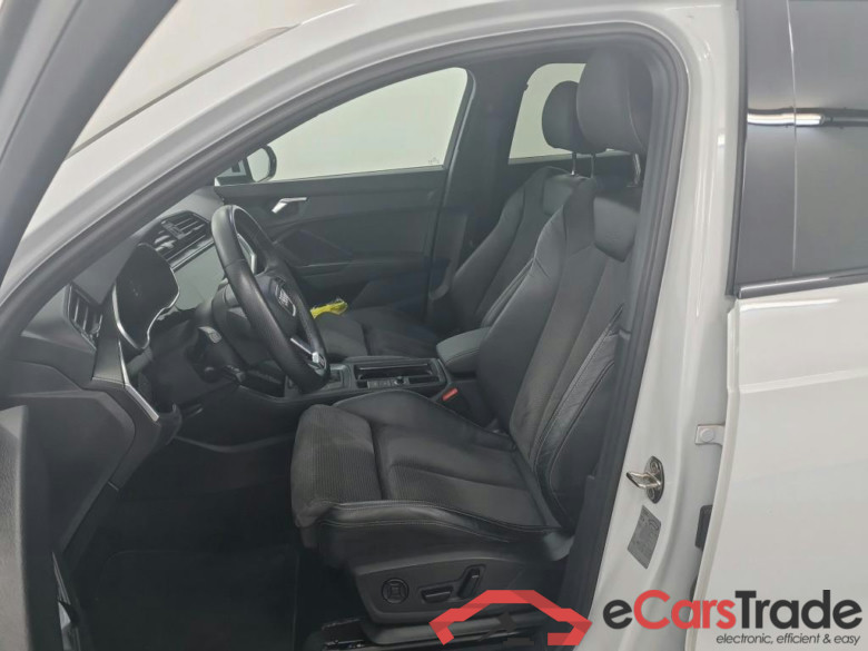 AUDI Q3 1.4 45 TFSI E S TRONIC S LINE #5