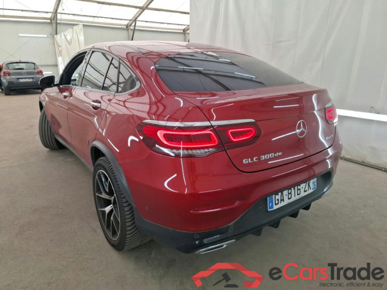 MERCEDES-BENZ GLC Coupe / 2019 / 5P / Coupé 2.0 GLC 300 DE AMG LINE 4MATIC #1