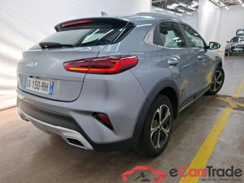KIA XCeed / 2019 / 5P / Crossover 1.6 GDI ISG ISG PHEV ACTIVE BUS DCT6 #4
