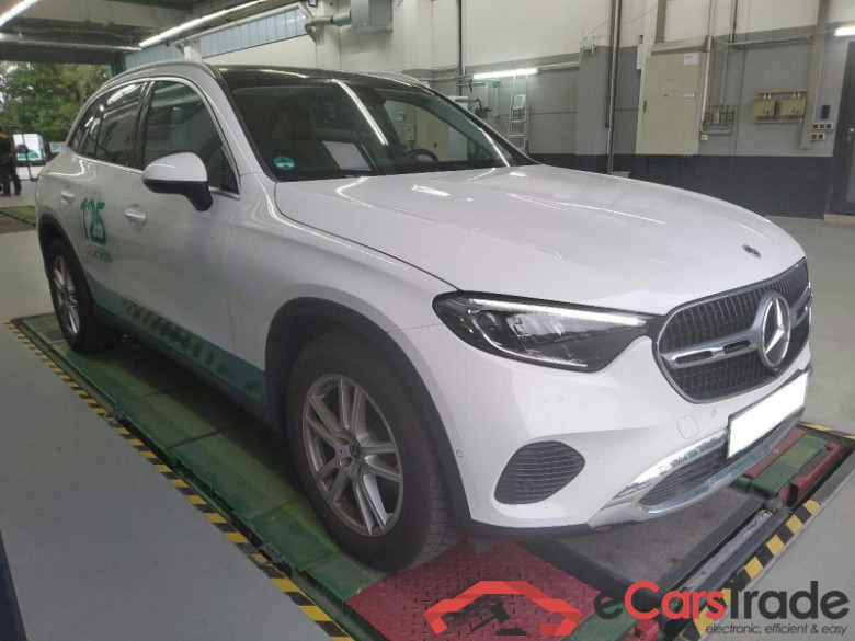 Mercedes-Benz GLC (BM 254)(06.2022->) DE - SUV5 GLC 200 EU6e, 4Matic Avantgarde, 2024 - 2026 #2