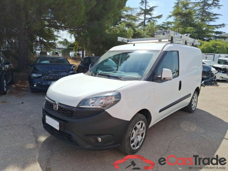 FIAT DOBLÒ CARGO 2015 4 PORTE CARGO 1.4 T-JET NATURAL POWER SX EURO6