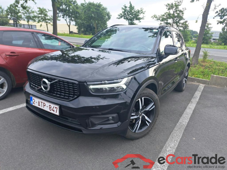 VOLVO XC40 1.5 T3 GEARTRONIC R-DESIGN #1