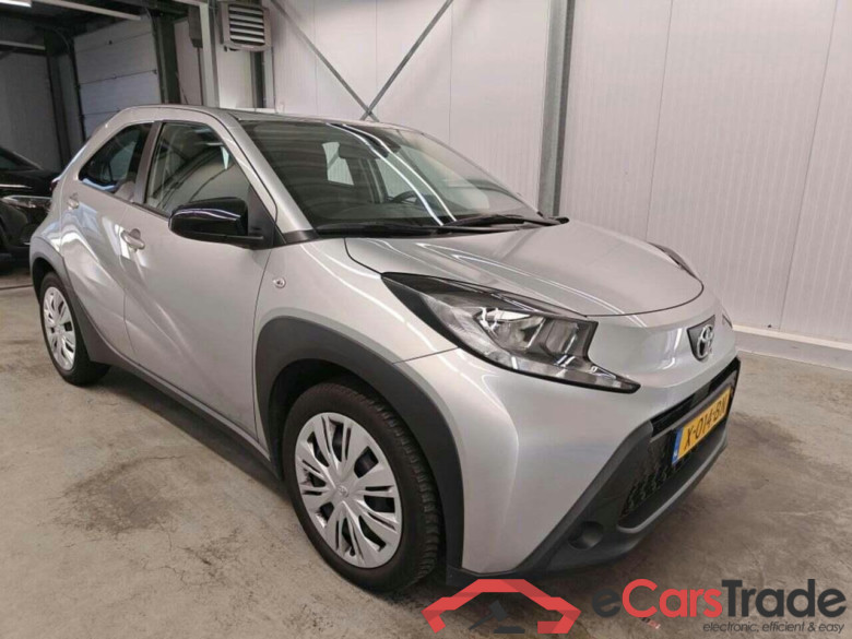 TOYOTA Aygo X 1.0 VVT-i MT Play #5