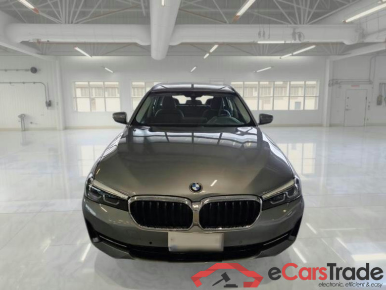 BMW SERIE 5 / 2020 / 5P / STATION WAGON 520D AUT BUSINESS MH48V TOURING #6