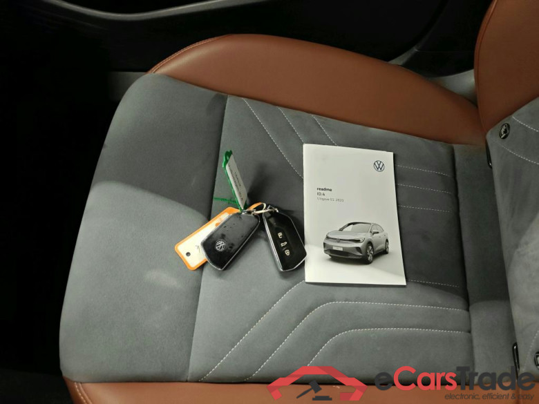 Volkswagen ID.4 77kWh 1ST Auto 5d #4
