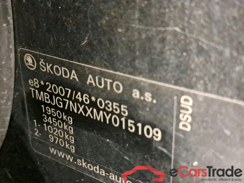 SKODA - SKO OCTAVIA COMBI CRTDI 115PK Ambition Towing Hook #6