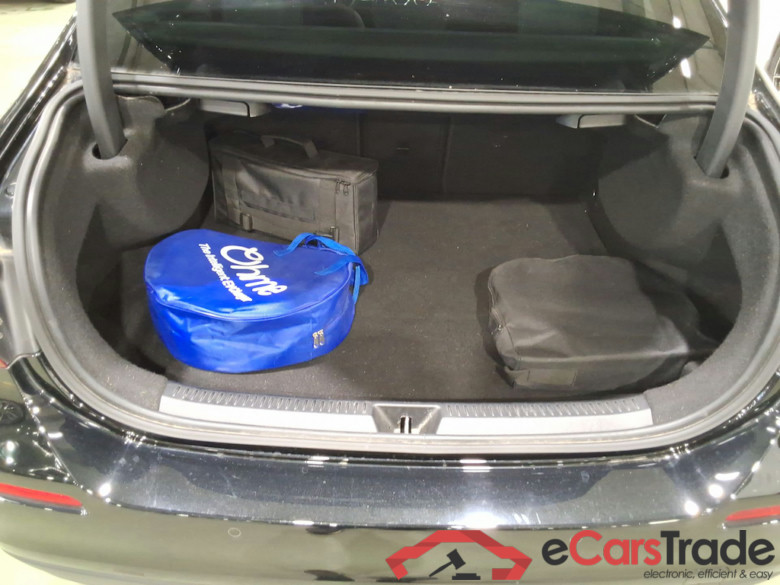 MERCEDES-BENZ A-CLASS LIMOUSINE 1.3 A 250 E BUSINESS SOLUTION DCT #3