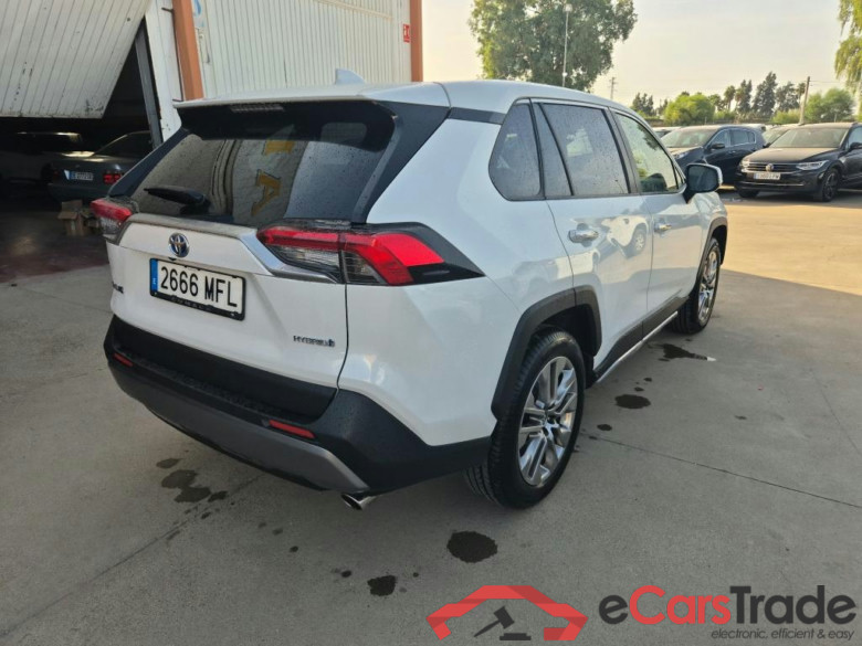 TOYOTA Rav4 / 2018 / 5P / todoterreno 2.5l 220H Luxury #2