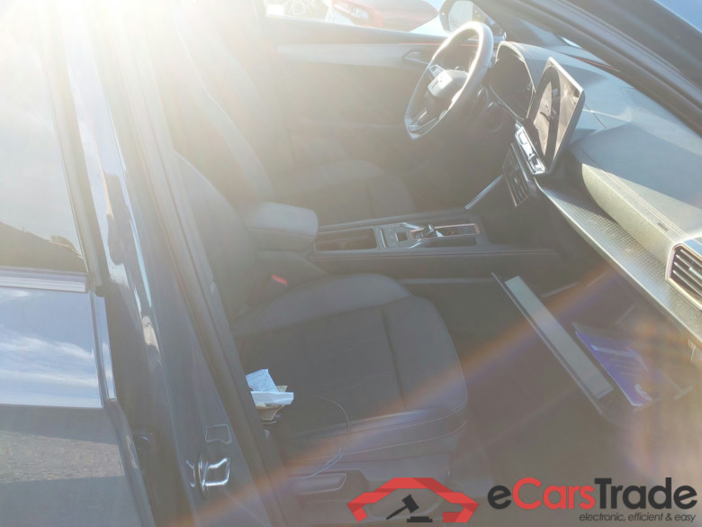 CUPRA Leon 5P 1.5 eTSI DSG 150cv AutomÃ¡tico  #3