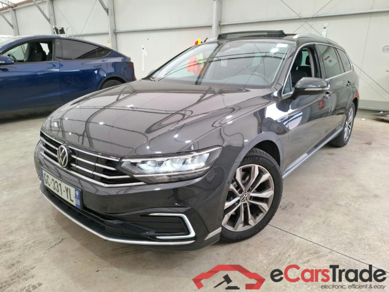Volkswagen Passat Variant 1.4 e-Hybrid Plug-In GTE Aut. Pano LED Virtual ACC Navi Sport-Leather-Alcantara KeylessGo Camera Klima PDC ...
