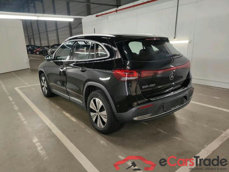 Mercedes EQA EQA EQA 250 Business Solution Luxury 140kW/190pk  5D/P Auto-1 #3