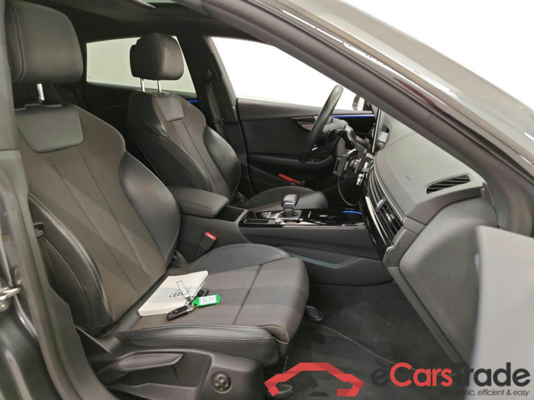 Audi A5 Sportback 35 TFSI S tronic S Edition Competition 5d #3