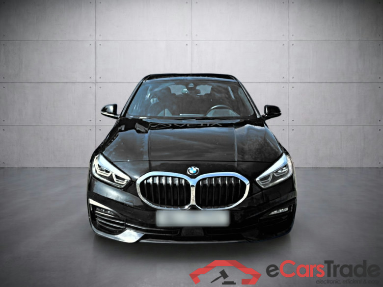 BMW 1 Serie Business Design (F40) 118iA 136 DKG7 #2