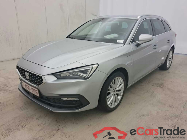 Seat Leon 1.4i e-Hybrid plug-In Xcellence Aut. LED Virtual Ambient ACC Navi KeylessGo Klima PDC ...
