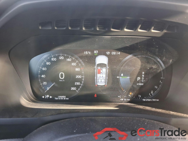 VOLVO XC90 / 2019 / 5P / todoterreno 2.0 T8 AWD Recharge R-Design Auto (AC) #4