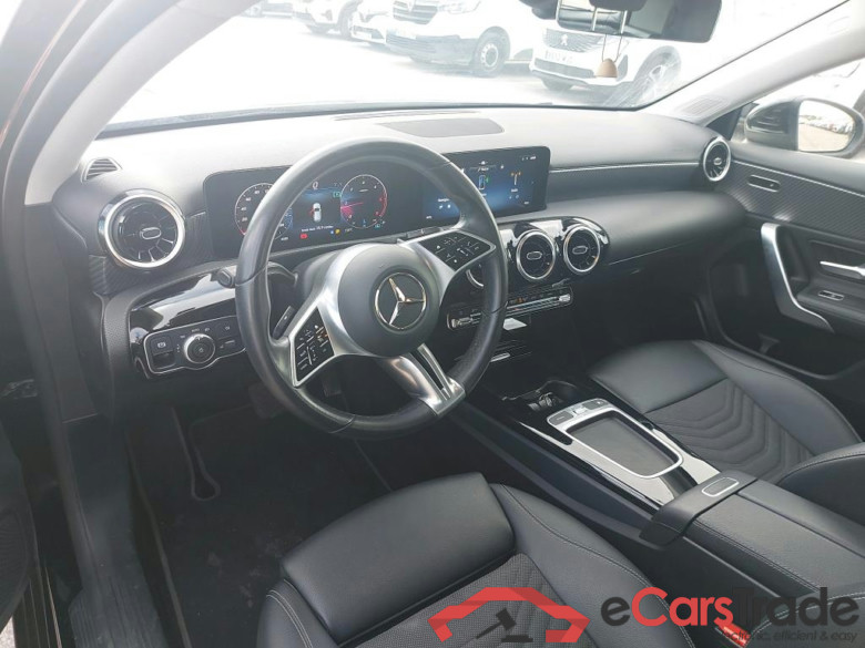 Clase A A 180 d (177.010) 2.0 115CV AT8 E6d #3