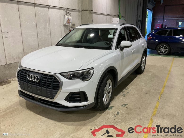 AUDI Q3 1.5 TFSI 35 #1