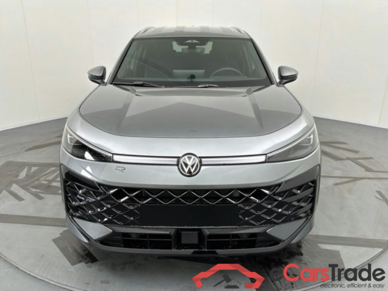 Volkswagen T-Roc R-Line 1.5 eTSI Hybrid 150 DSG7 #4