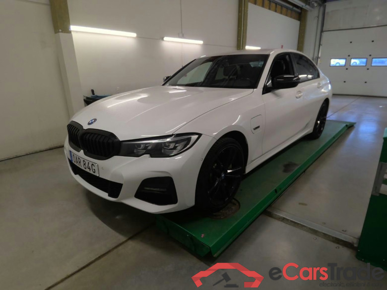 330e xDrive Connected Aut #1