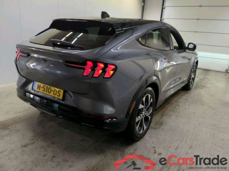 FORD Mustang Mach-E AWD 75 kWh #2