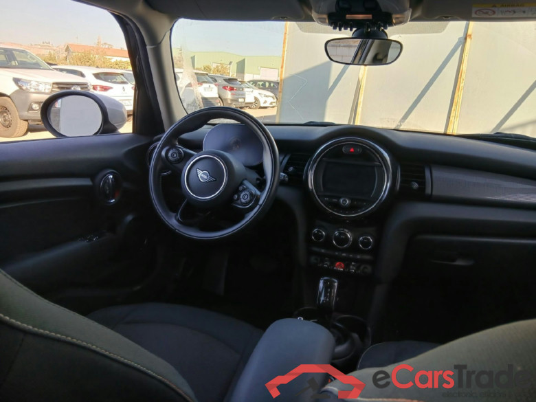 MINI MINI / 2014 / 5P / berlina con portón COOPER 5 PUERTAS #3