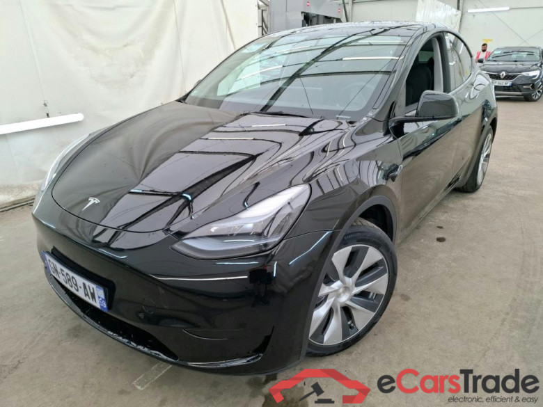 TESLA Model Y / 2021 / 5P / SUV RWD #1