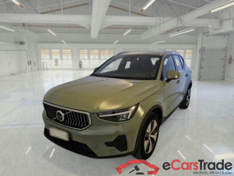 VOLVO XC40 / 2021 / 5P / SUV T4 RECHARGE PLUG-IN AUTO CORE #1