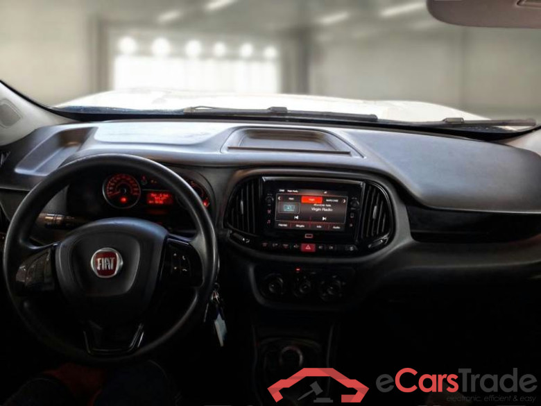 FIAT DOBLÒ CARGO / 2014 / 4P / VETT. FURGONATA CH1 LOUNGE 1.6 MJET 90CV E6D-F SeS #3