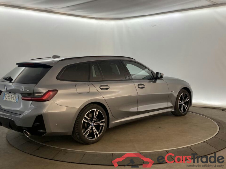 Série 3 Touring / 2022 / 5P / Break 320e 204ch M Sport BVA8 Hybride / PRÊT A VENDRE #5