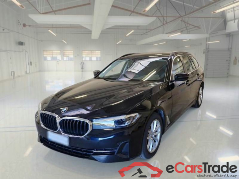 BMW SERIE 5 / 2020 / 5P / STATION WAGON 518D BUSINESS TOURING #1
