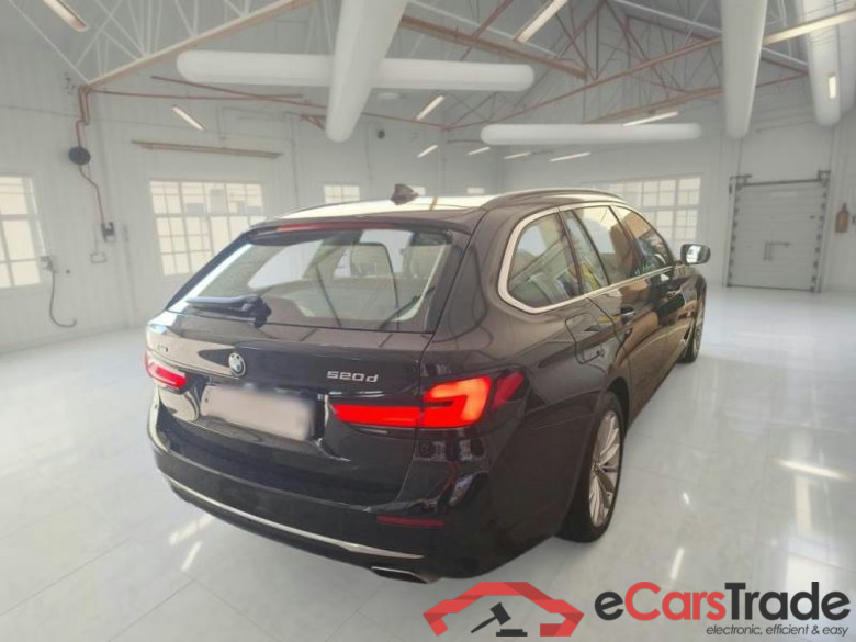 BMW SERIE 5 / 2020 / 5P / STATION WAGON 520D XDRIVE LUXURY AUTO MH48V TOURING #2