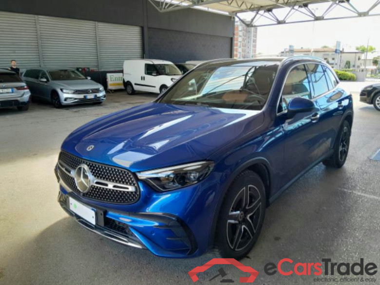 MERCEDES-BENZ GLC / 2022 / 5P / SUV GLC 220D 4M MILD HYB. AMG PREMIUM PLUS