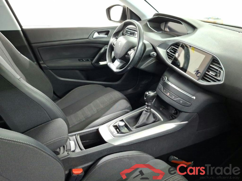 PEUGEOT 308 SW Blue Lease Allure 1.2 Puretech 110 5D 81kW #6