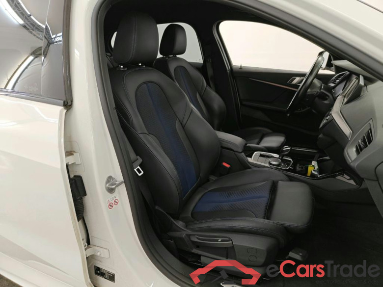 BMW 1 Serie 118iA Corporate Executive 5d #3