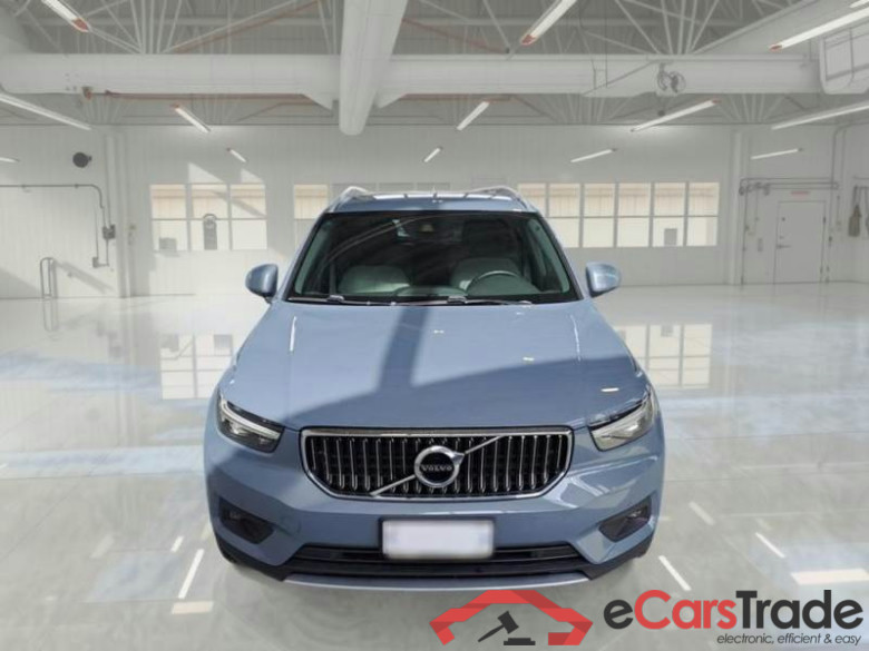 VOLVO XC40 / 2017 / 5P / SUV T4 PLUG-IN HYBRID AUTO RECH INSCRIP EXPR #6