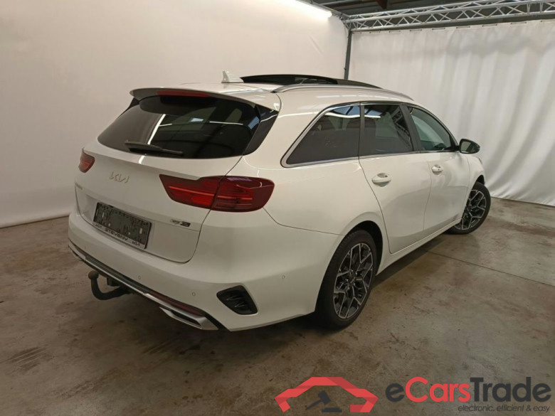 KIA cee'd Sportswagon GT Line 1.6 CRDi 136 MHEV DCT 5d #2