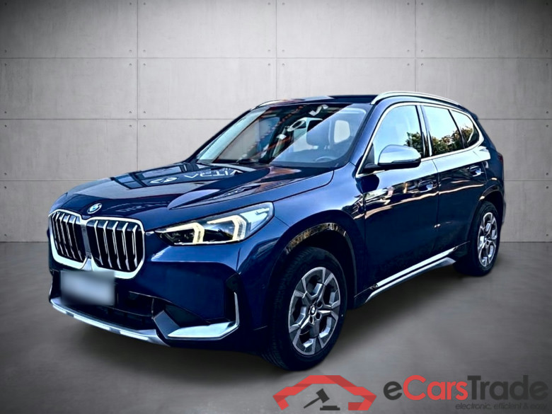 BMW X1 xLine (U11) sDrive18i 1.5i 136 7-speed automatic