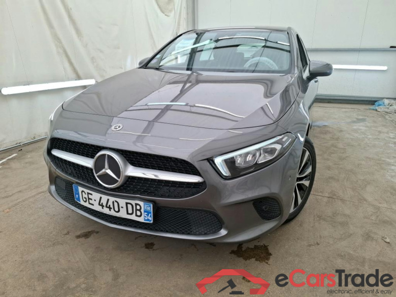 MERCEDES-BENZ Classe A Compact / 2018 / 5P / Berline A 250 e Business Line 8G-DCT