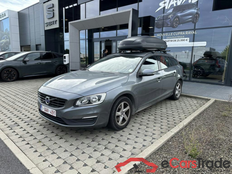 VOLVO V60 1.5 T2 Kinetic Geartronic