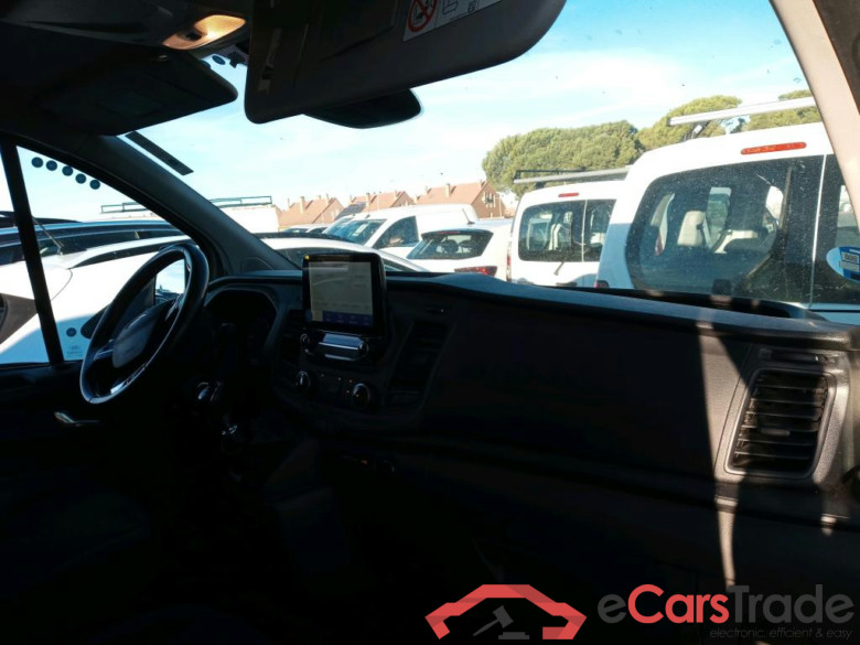 FORD Transit Custom / 2012 / 4P / furgón Van 2.0 TDCI 96kW 340 L2 MHEV Trend #3