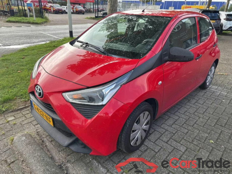 TOYOTA Aygo 1.0 VVT-i x-fun
