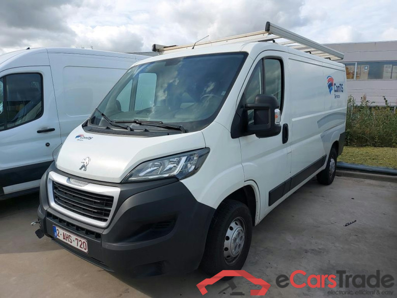 PEUGEOT - PEU BOXER BlueHDi 120PK              ***        ENGINE OUT  --- >  CONNECTING ROD BROKEN  !    MOTORSCHADEN - - - >  PLEUELBRUCH  !      ***          Premium L2H1 & Airco & Navigation &  Towing Hook #1