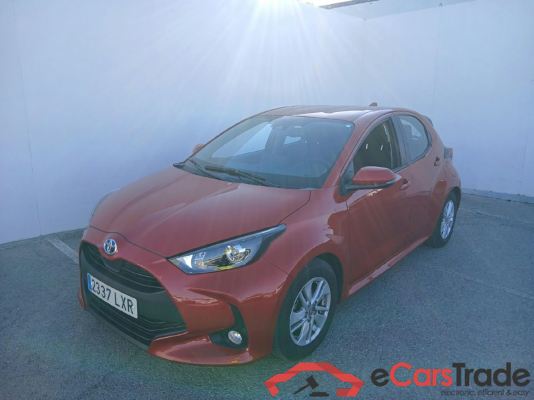 TOYOTA Yaris / 2020 / 5P / berlina con portón 1.5 120H Active Tech #1