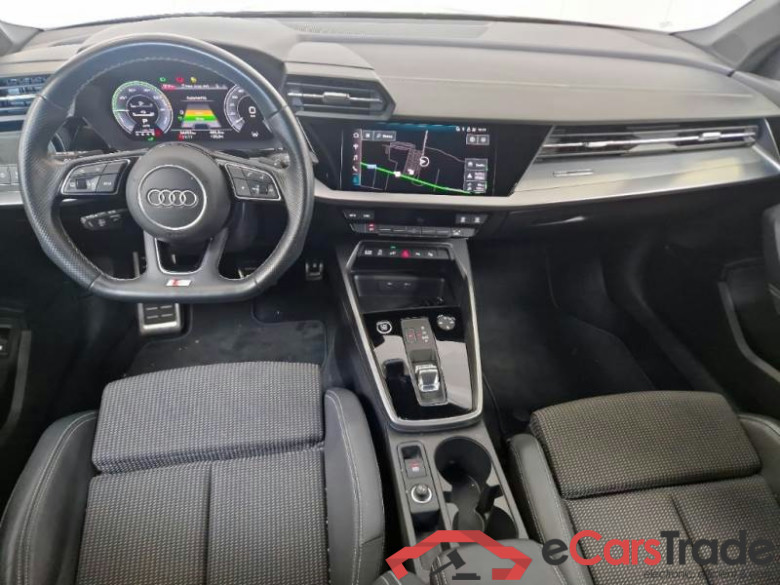 AUDI A3 / 2020 / 5P / BERLINA 40 TFSI E S TRONIC S LINE EDITION S.BACK #3