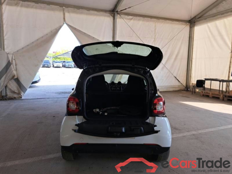 SMART FORTWO COUPÈ / 2019 / 3P / COUPE EQ 60KW PASSION #5