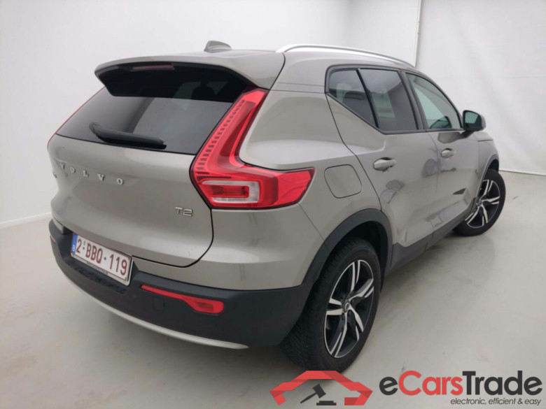 VOLVO XC40 T2 MOMENTUM PRO GEARTRONIC #2