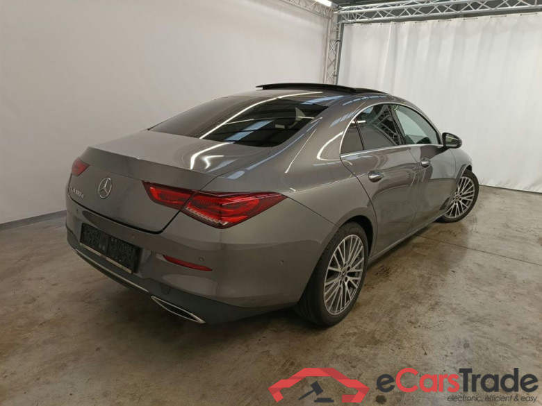 Mercedes-Benz CLA CLA 180 d Luxury Line 4d #2